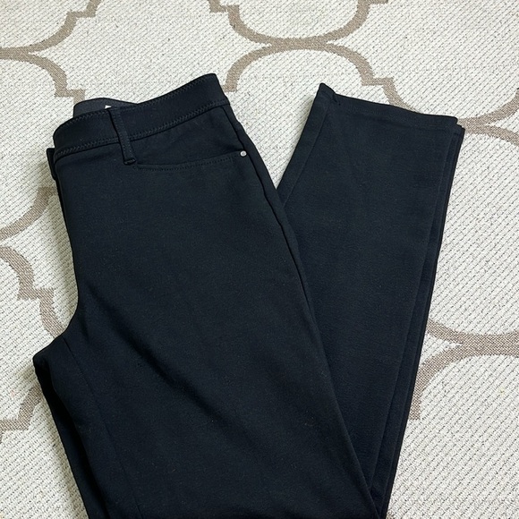 Chico's Pants - Chico's Ponte knit So Slimming Jeggings Black Solid Stretch Pants, Size 2 short